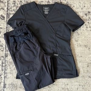 Cherokee Workwear- Revolution scrubs